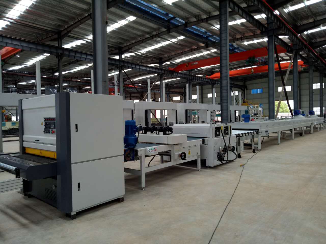 保温装饰一体板设备优势及工艺_山东天意机械股份有限公司